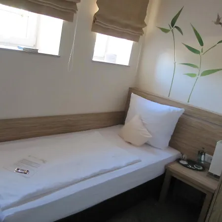 Stadt Hotel 3*